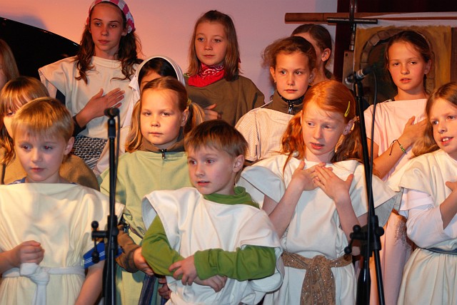 kindermusical_bild_1_klein.jpg